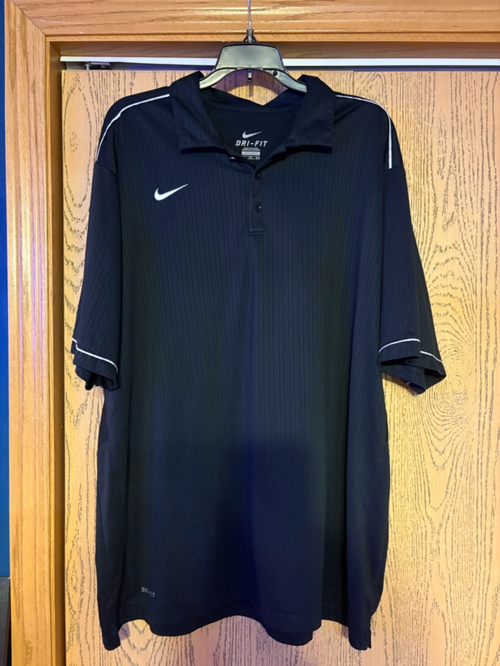 Nike Dri-Fit Black & White Golf Polo EUC